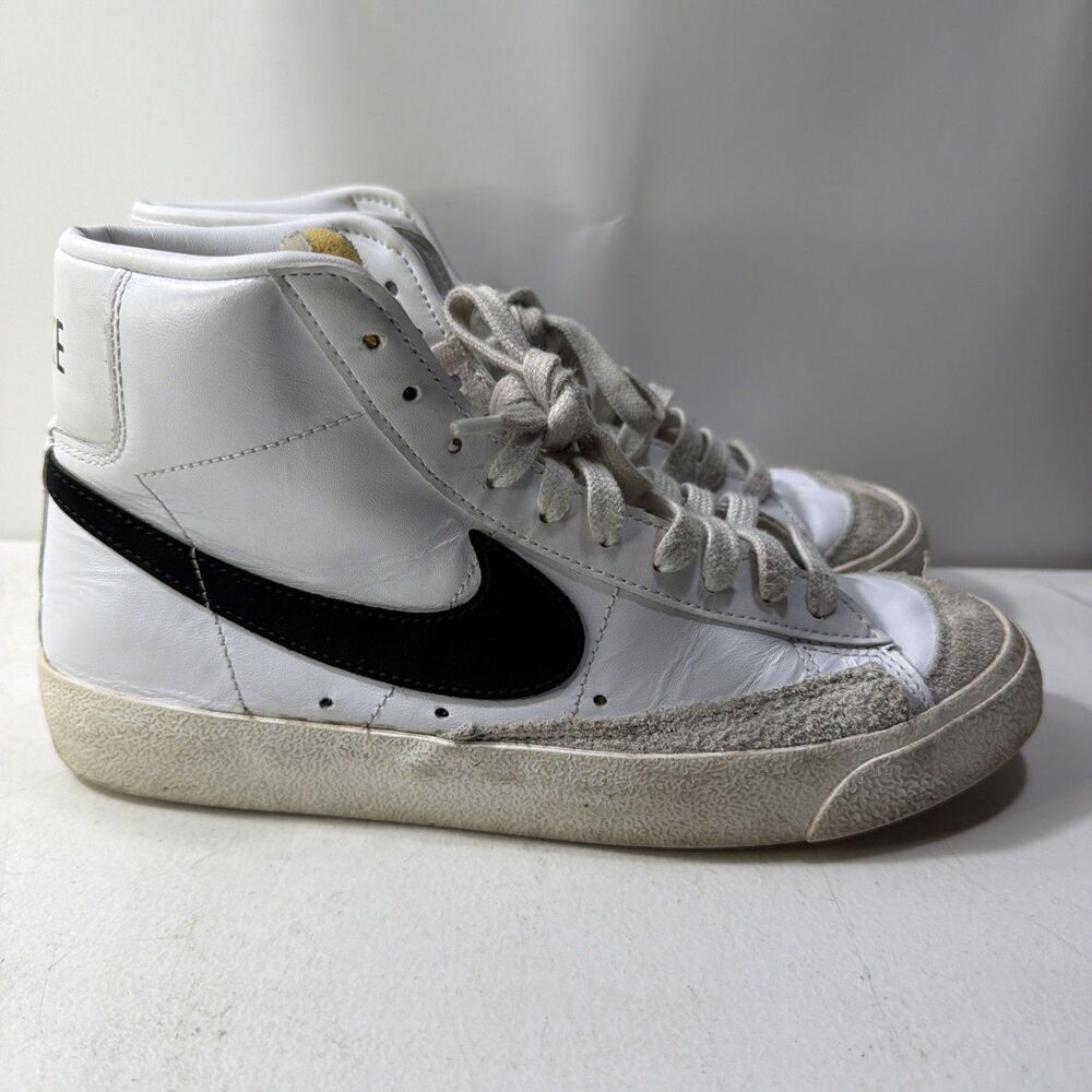 Nike Blazer Mid ‘77 Vintage White Black BQ6806-100 Men’s Size 9